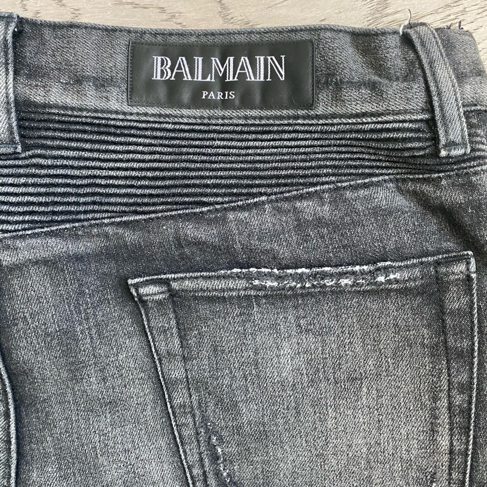 Authentic Balmain Distressed Jeans - Picture 5 of 7
